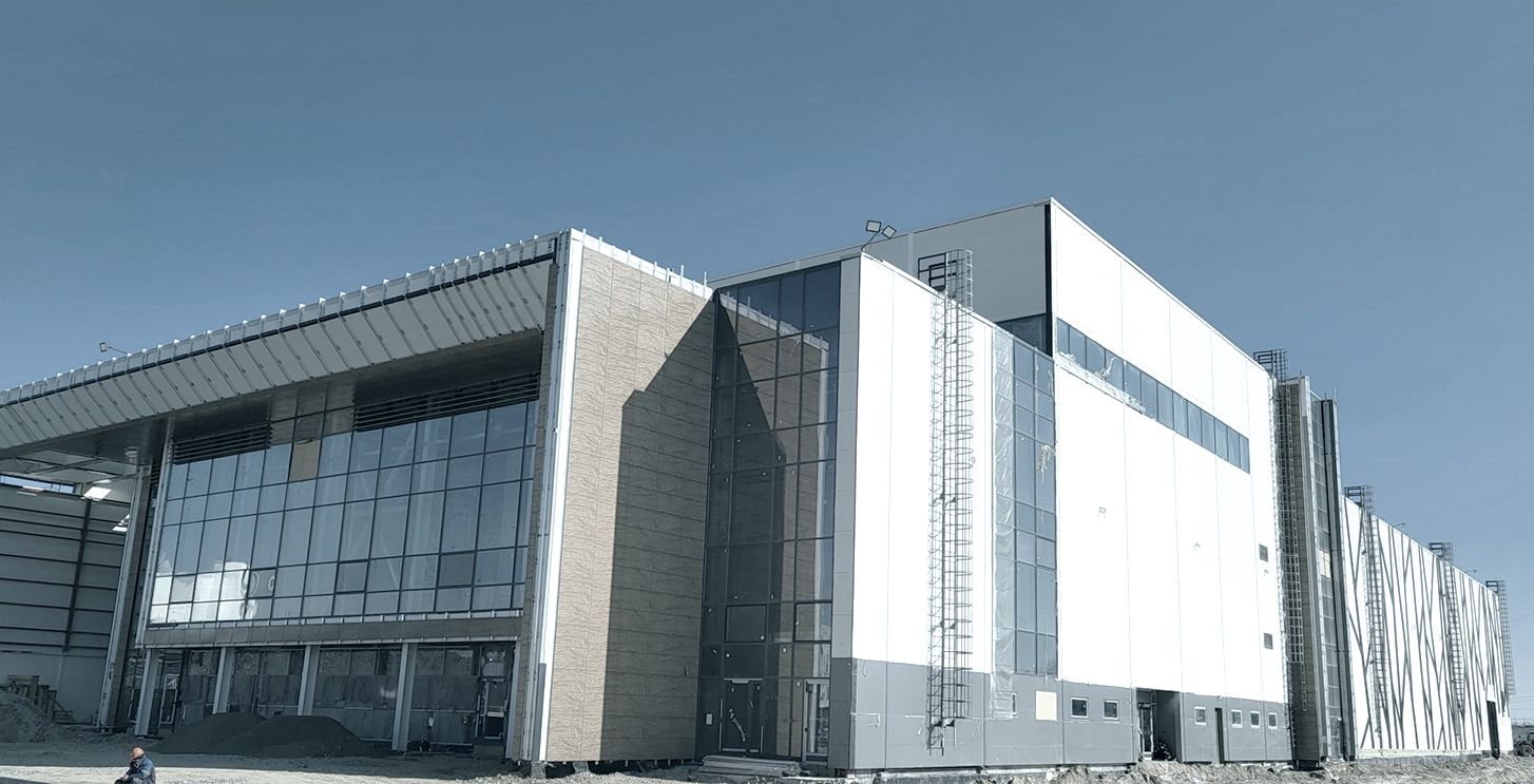 Универсальный спортивно-тренировочный комплекс г. Свободный